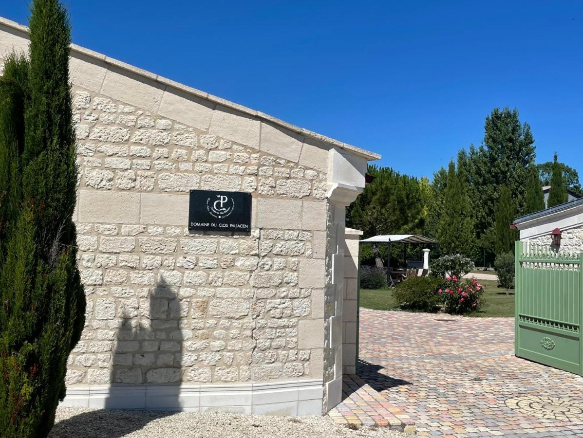 Domaine Du Clos Pallacien Paillé Екстериор снимка